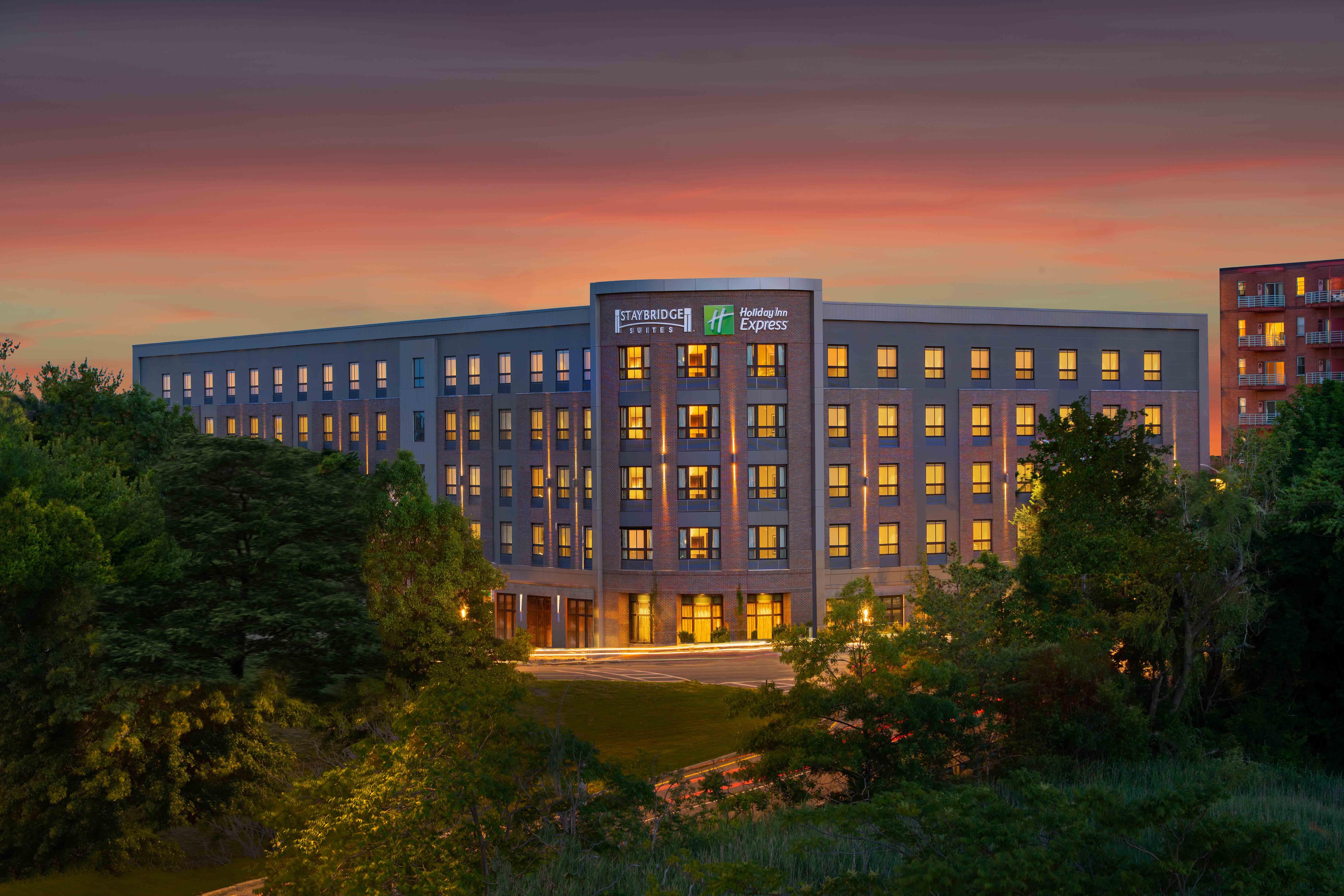 Holiday Inn Express - Boston South - Quincy By Ihg Экстерьер фото